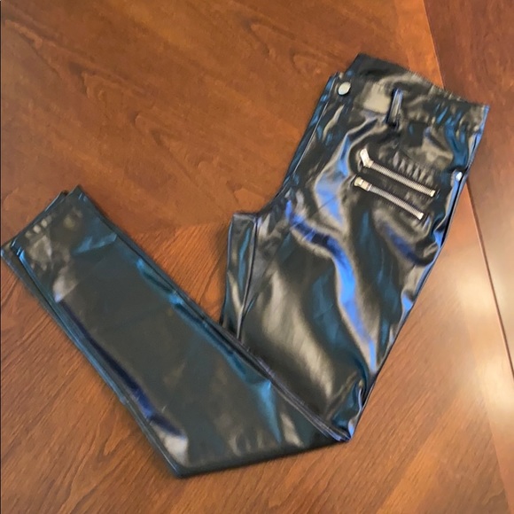 Pants - Black faux leather skinny pants